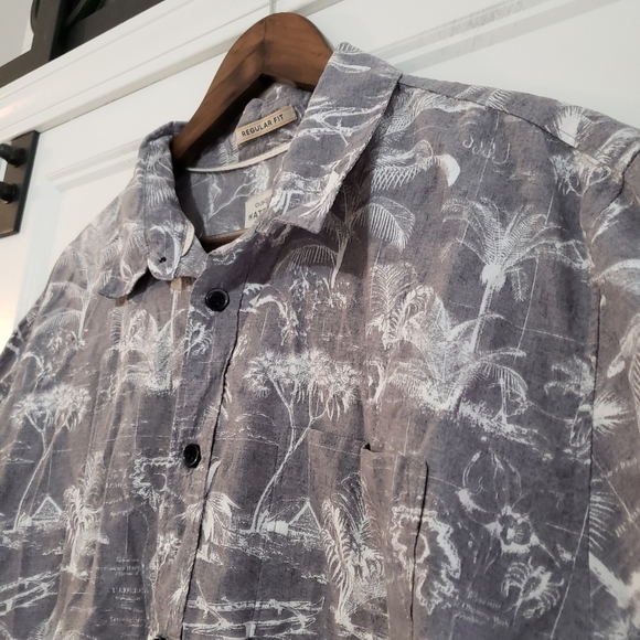 Quicksilver Waterman XL Palm Tree Button Up Collared Shirt Grey White Tropical - Picture 4 of 11